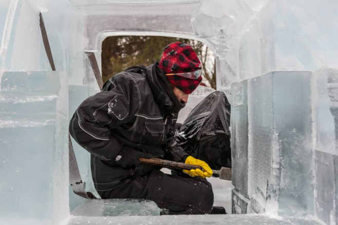 the-canadian-tire-ice-truck-designboom-03