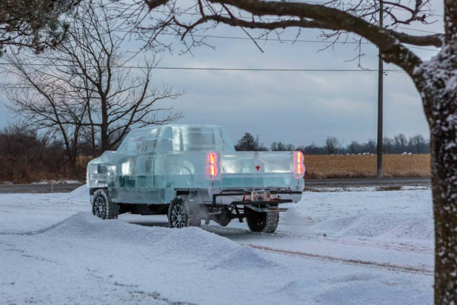 the-canadian-tire-ice-truck-designboom-10