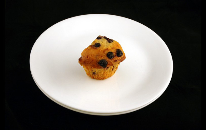 what-200-calories-looks-like-for-different-foods-designboom-02