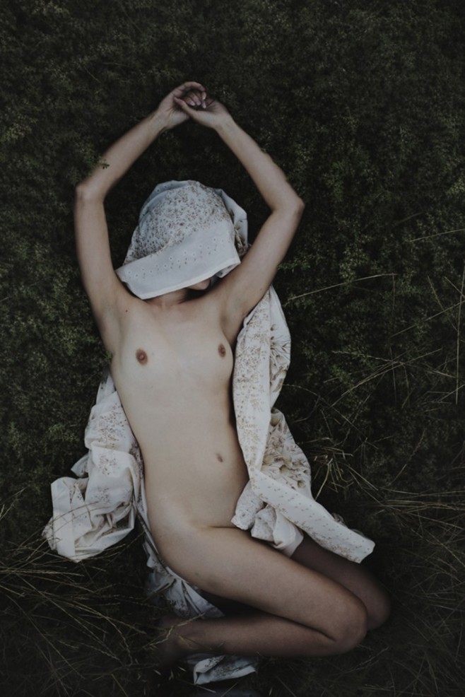 ANJA-9-Cloth-710x1064