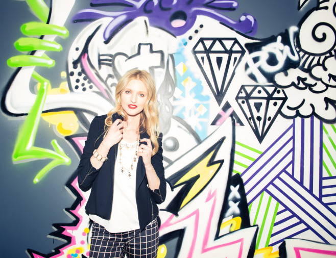Ann_Taylor_Spring14_On_Figure-100