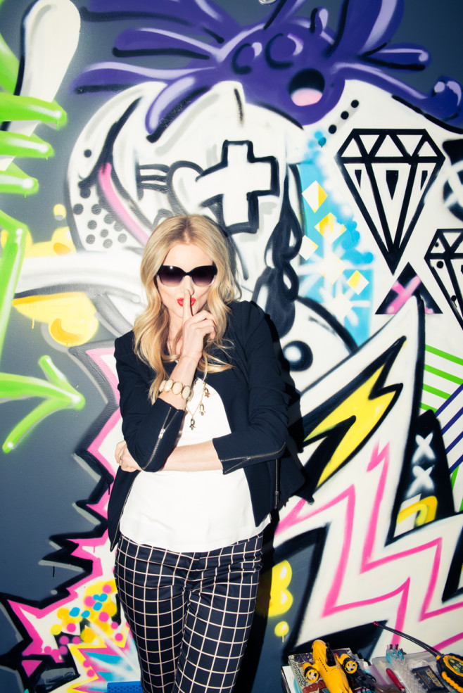 Ann_Taylor_Spring14_On_Figure-107
