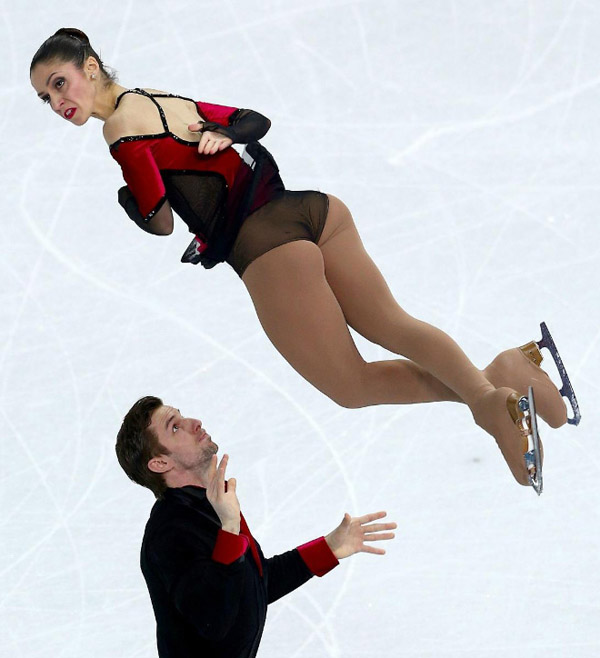 Figure-Skaters-Looking-Beautiful-7