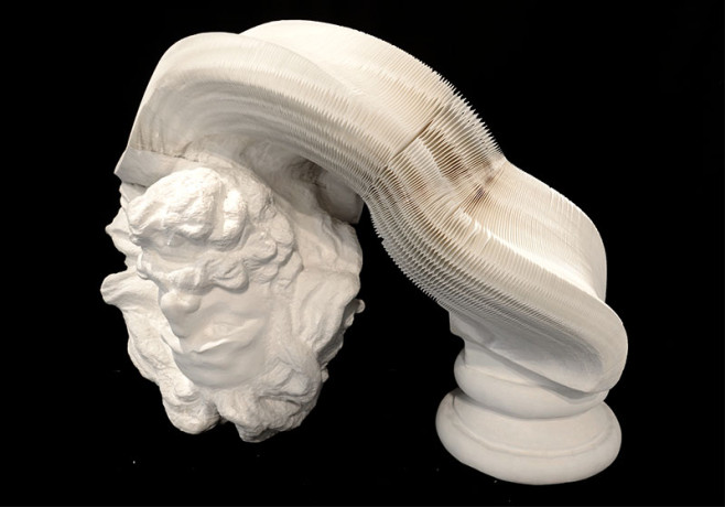 Li_Hongbo_Bust_of_Marseilles_paper_60x36x35cm_2012_2