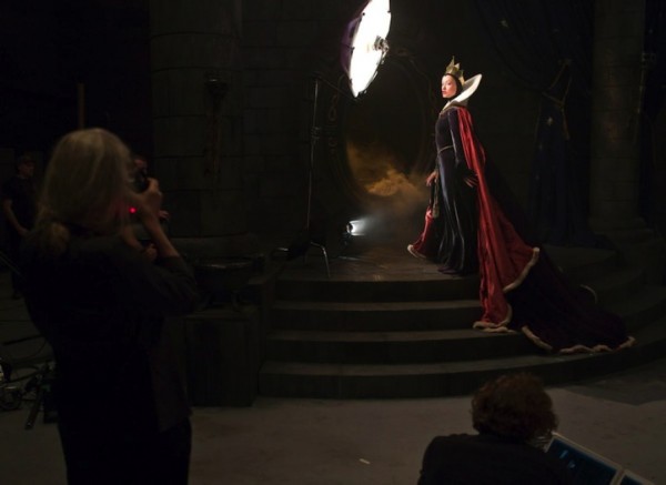 annieleibovitzdisneydreamportraits14-600x437