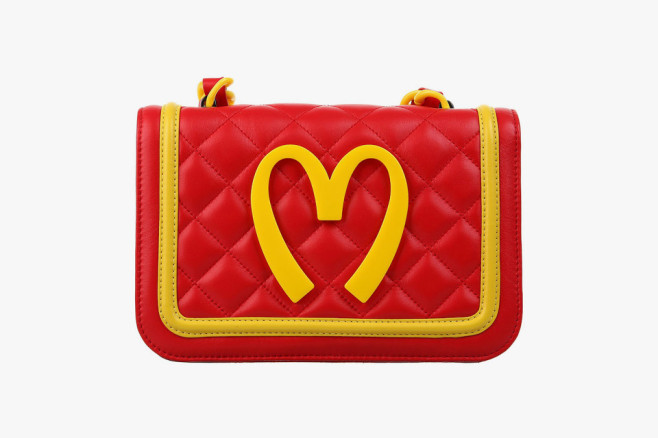 moschino-by-jeremy-scott-fallwinter-2014-mcdonalds-pre-release-05-960x640