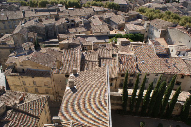 uzes-普羅旺斯-艾莉的旅遊世界