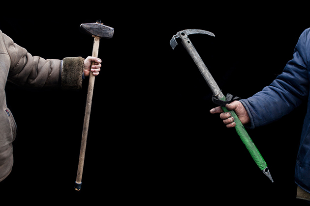 Homemade-Weapons-From-The-Ukranian-Revolution-2