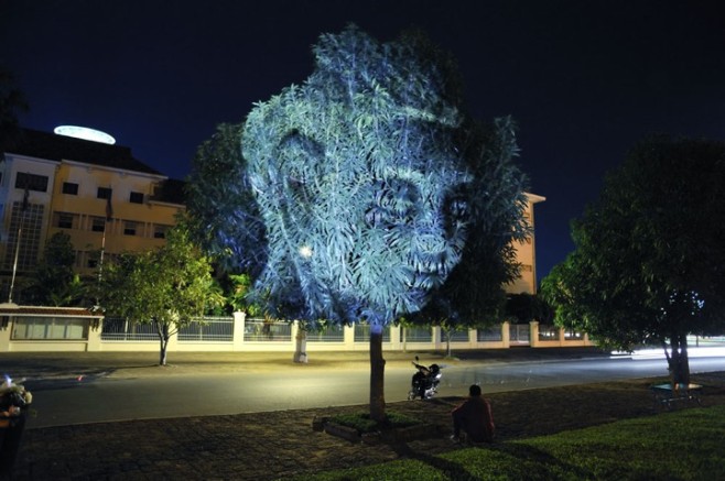 clement_briend_projections_11_20121115_1929978648