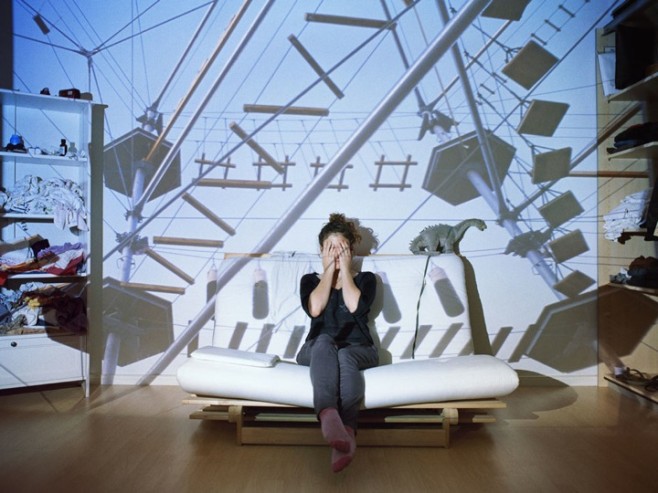 clement_briend_projections_21_20121115_1098318262