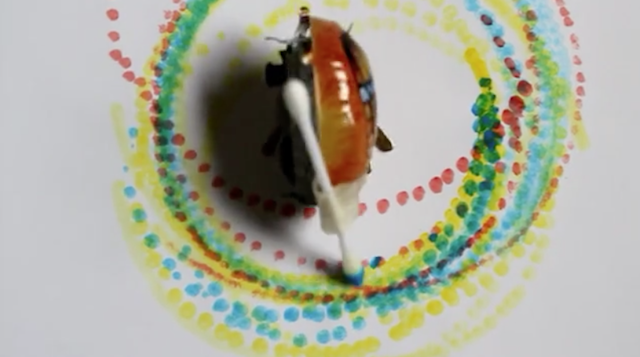 the-chicken-tin-toy-3
