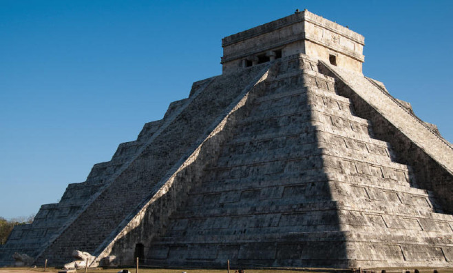 chichenItza_equinox2