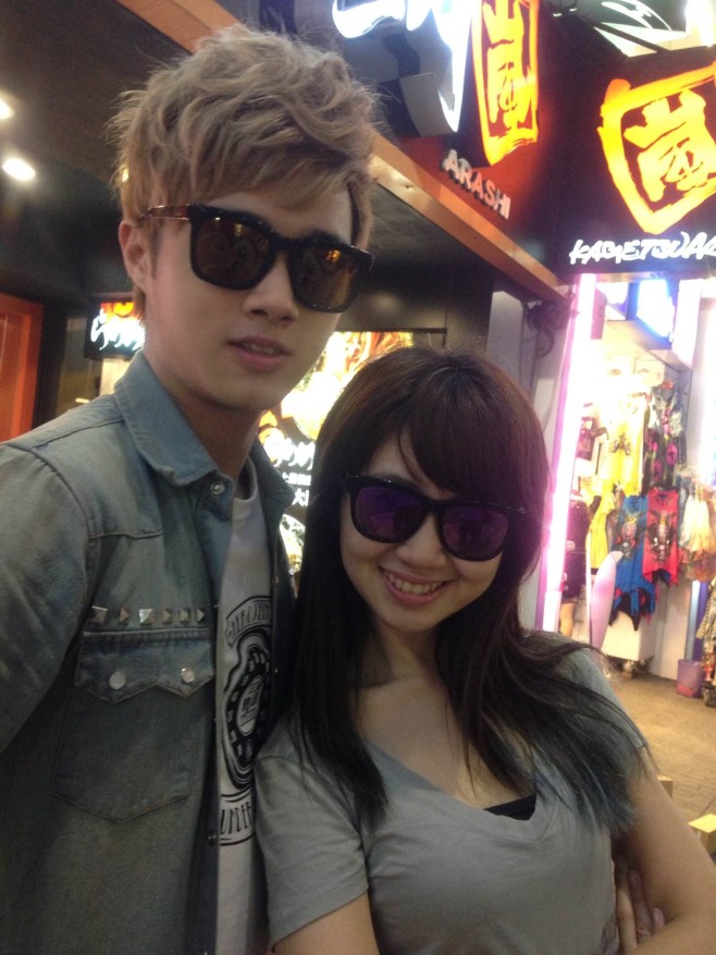 photo1