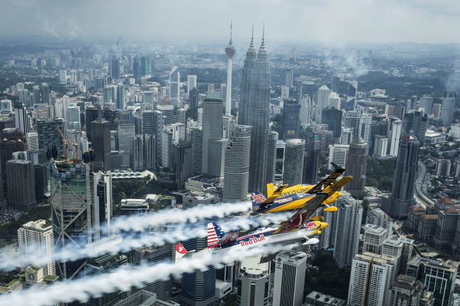 Nigel Lamb (GBR), Matt Hall (AUS), Yoshihide Muroya (JPN), Kirby Chambliss (USA) - Recon Flight