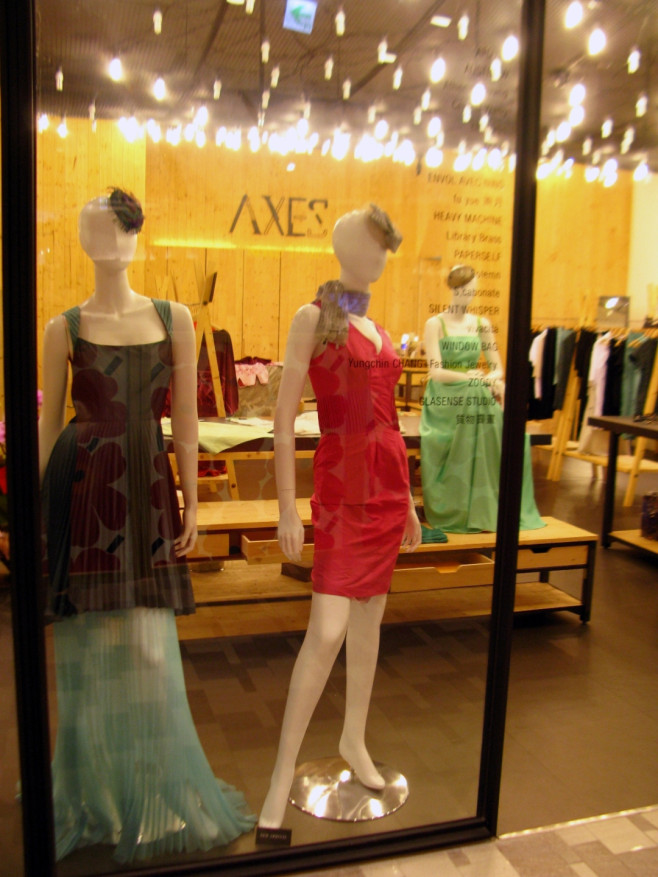 AXES x DEPLOY Pop-Up Shop 店內陳設2