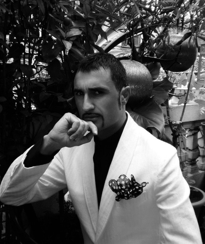 aleXsandro Palombo portrait Art Painting Photo Image Artist Illustrator Cartoonist Humor Chic Fashion Luxury Society Satire