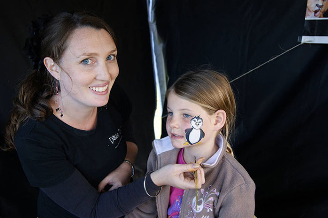 children-face-painting-daizy-design-54