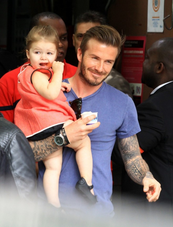 The Beckhams strolling in Paris