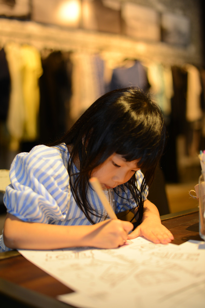 One fifteen kid's market 2