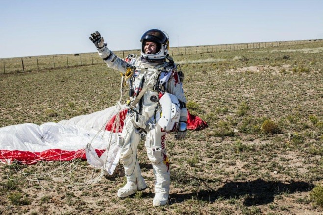 Red Bull Stratos - Manned Flight Two_Felix Baumgartner2