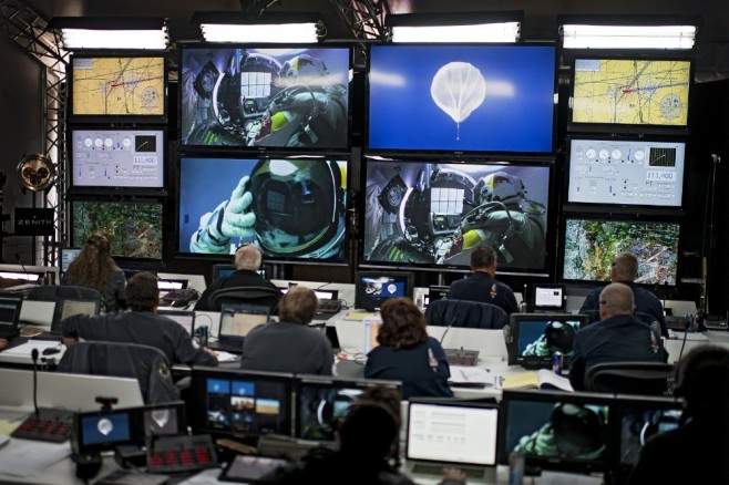 Red Bull Stratos - Mission Jump Crew