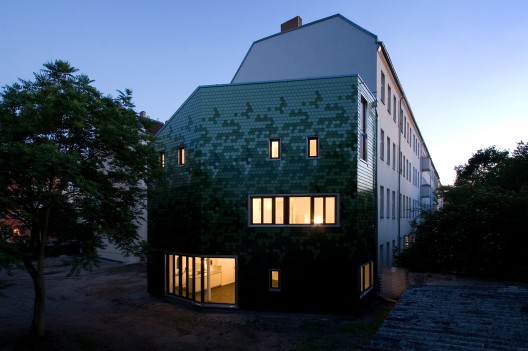 516f3a1ab3fc4b5898000167_single-family-house-brandt-simon-architekten_b_s_072_0031-528x351