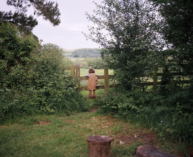 Sian_Davey_Finding_Alice_15