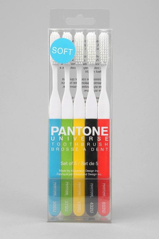 pantone-28-512x768