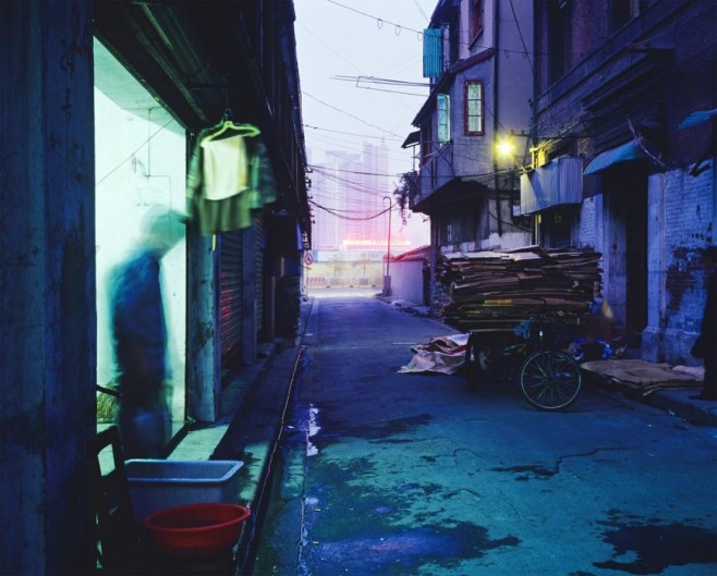 1008_six_hundred_things