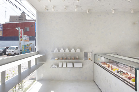 Blanc_House_by_Yuko_Nagayama_dezeen_468_2