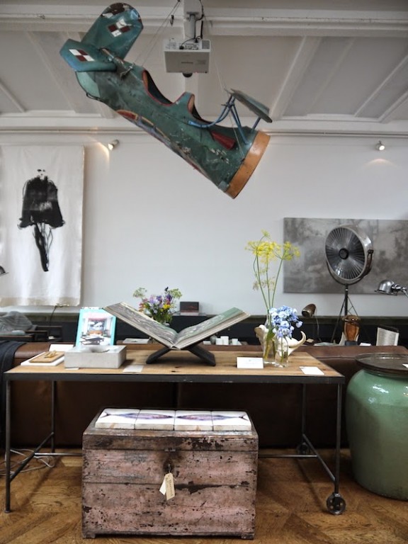 THE-LOFT-_-AMSTERDAMNEXT_COM-_-VOSGESPARIS_COM-BACK2-576x768