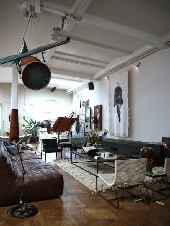 THE-LOFT-_-AMSTERDAMNEXT_COM-_-VOSGESPARIS_COM-BACK5-576x768