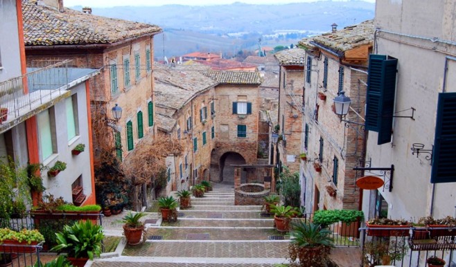 Top-10-places-to-downshift-to-Italy-1024x601