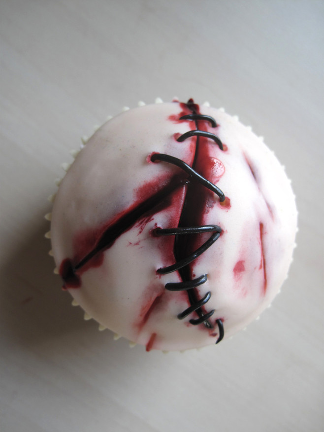 halloween_cupcakes_beautifullife_14