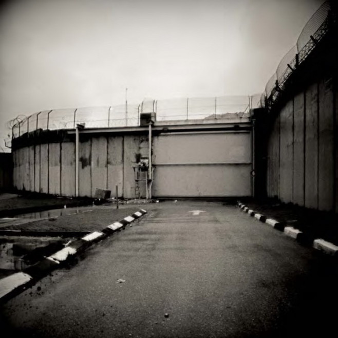 wall05