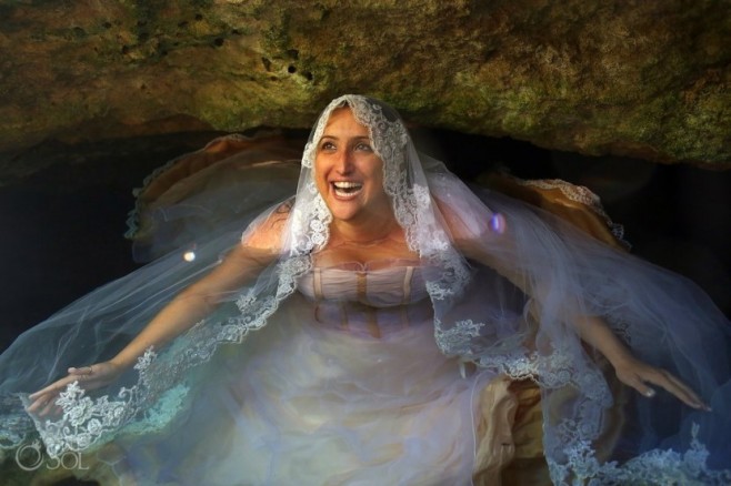 wedding12-830x553