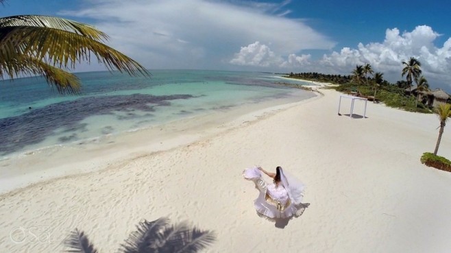 wedding2-830x466