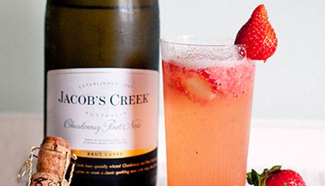 basil_sparkling_wine_with_strawberry01