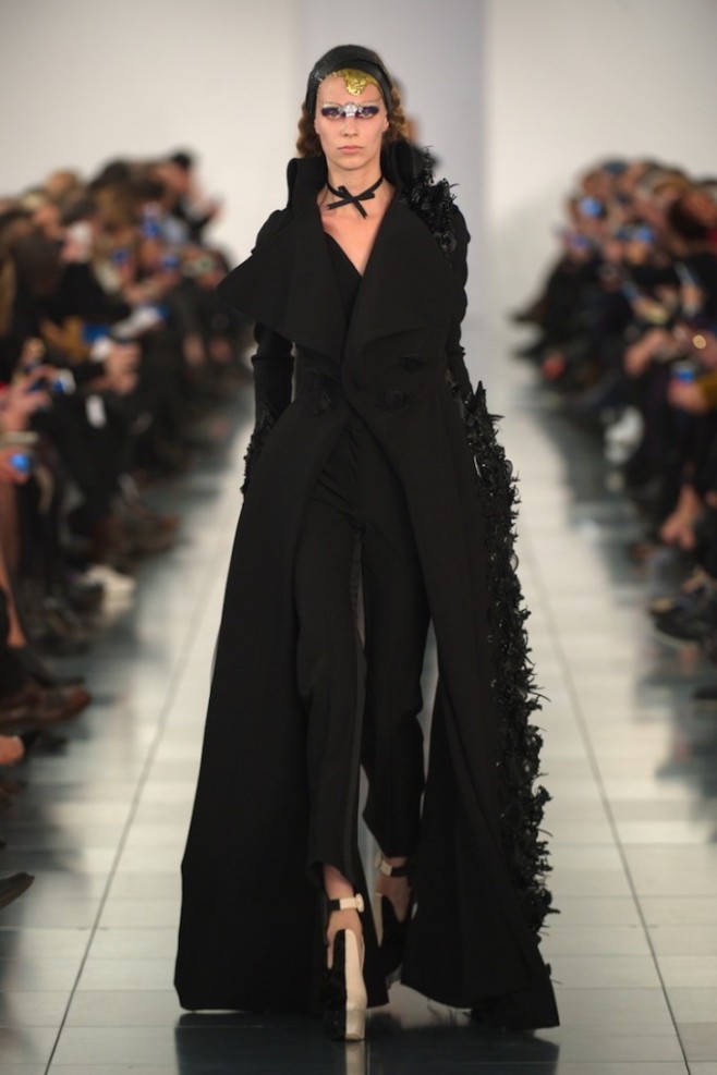 maison-martin-margiela-couture-spring-2015-10-682x1024