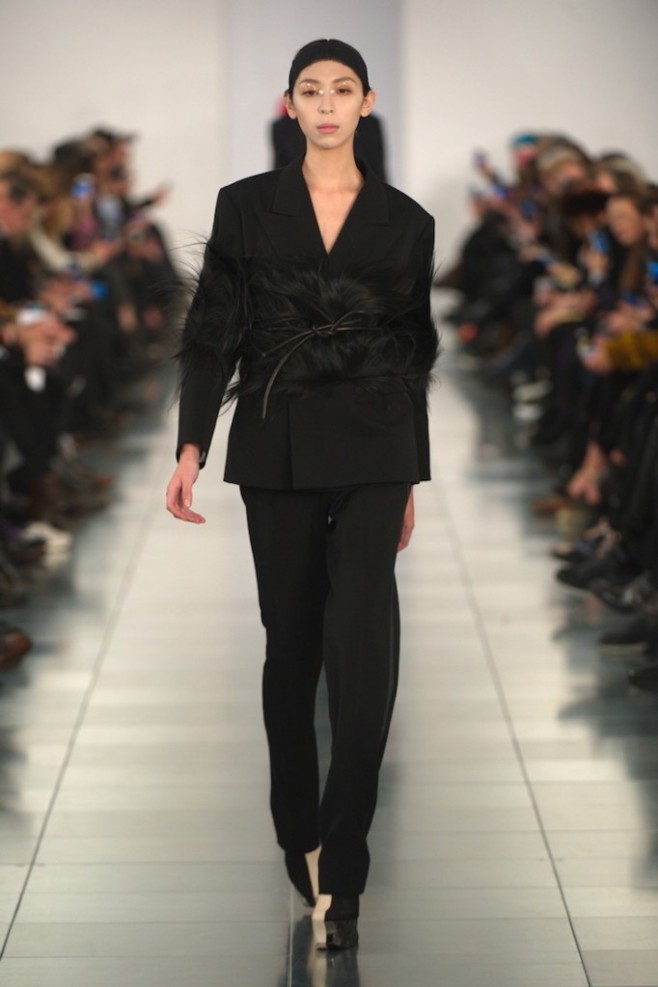 maison-martin-margiela-couture-spring-2015-19-682x1024