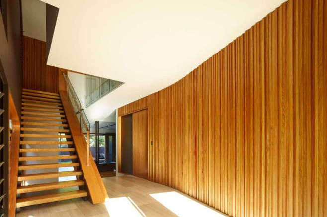the-palissandro-house-by-shaun-lockyer-architects-02