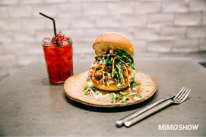 Crab & Prawn Cake