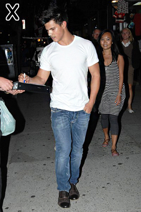 Taylor Lautner heads out for dinner in Vancouver