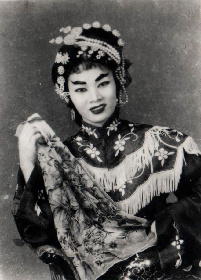 外婆在劇團中的扮相