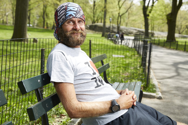 cross-america-runner-patrick-sweeney-relaxes-in-new-york-after-completing-his-run-across-the-nation