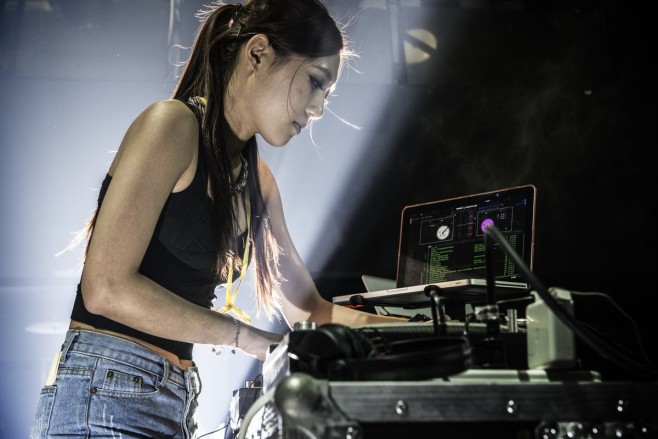dj-ellie1