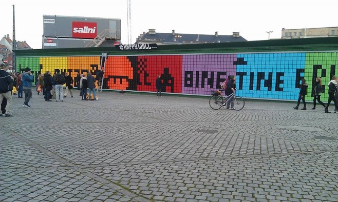 HappyWall