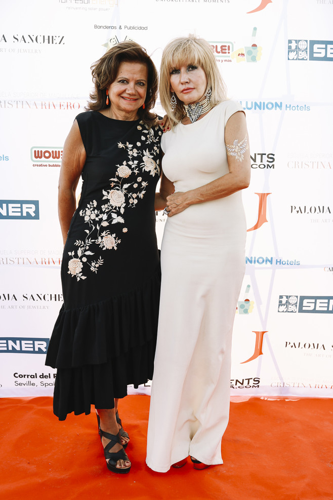 Pilar Vera (left) at Jessica Minh Anh's Summer Fashion Show 2015