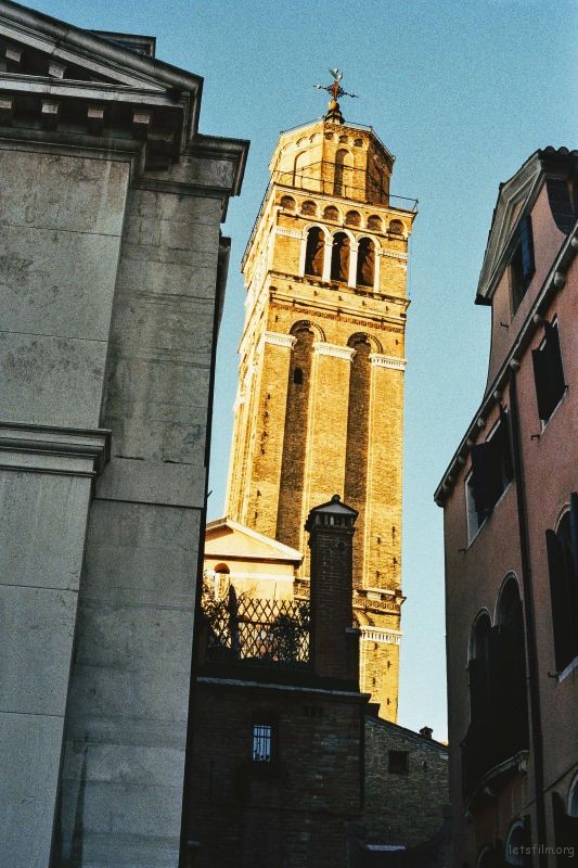 22A_00690