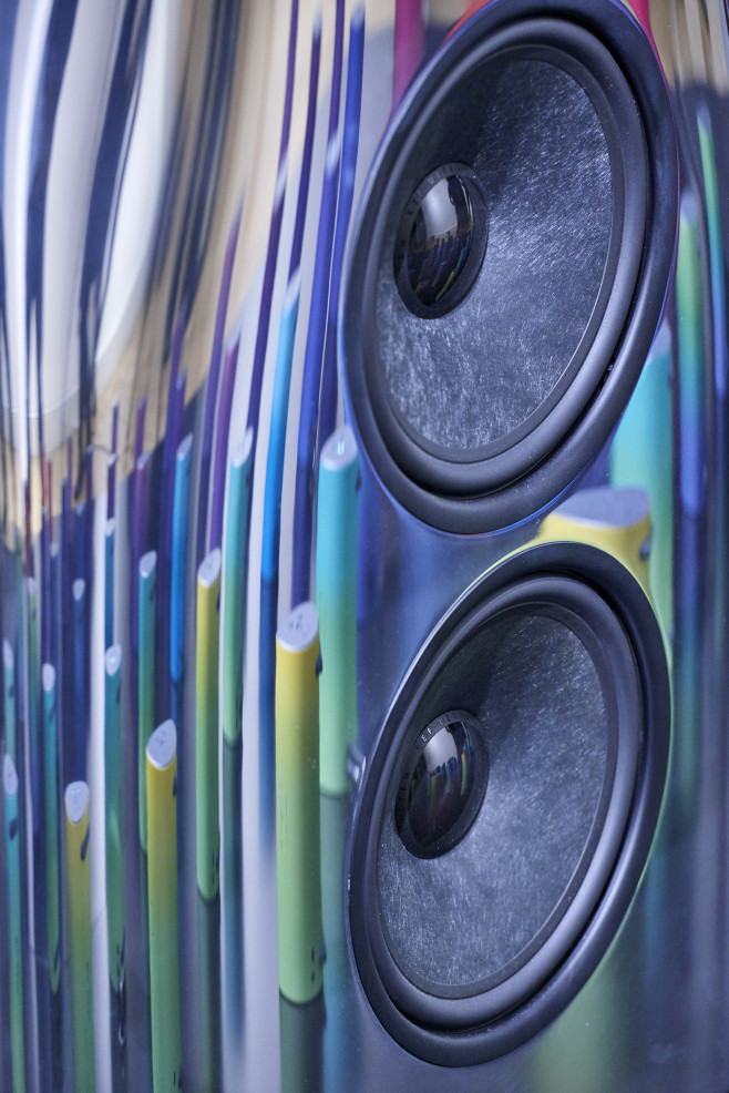 Lovegrove KEF Muo LDF 09